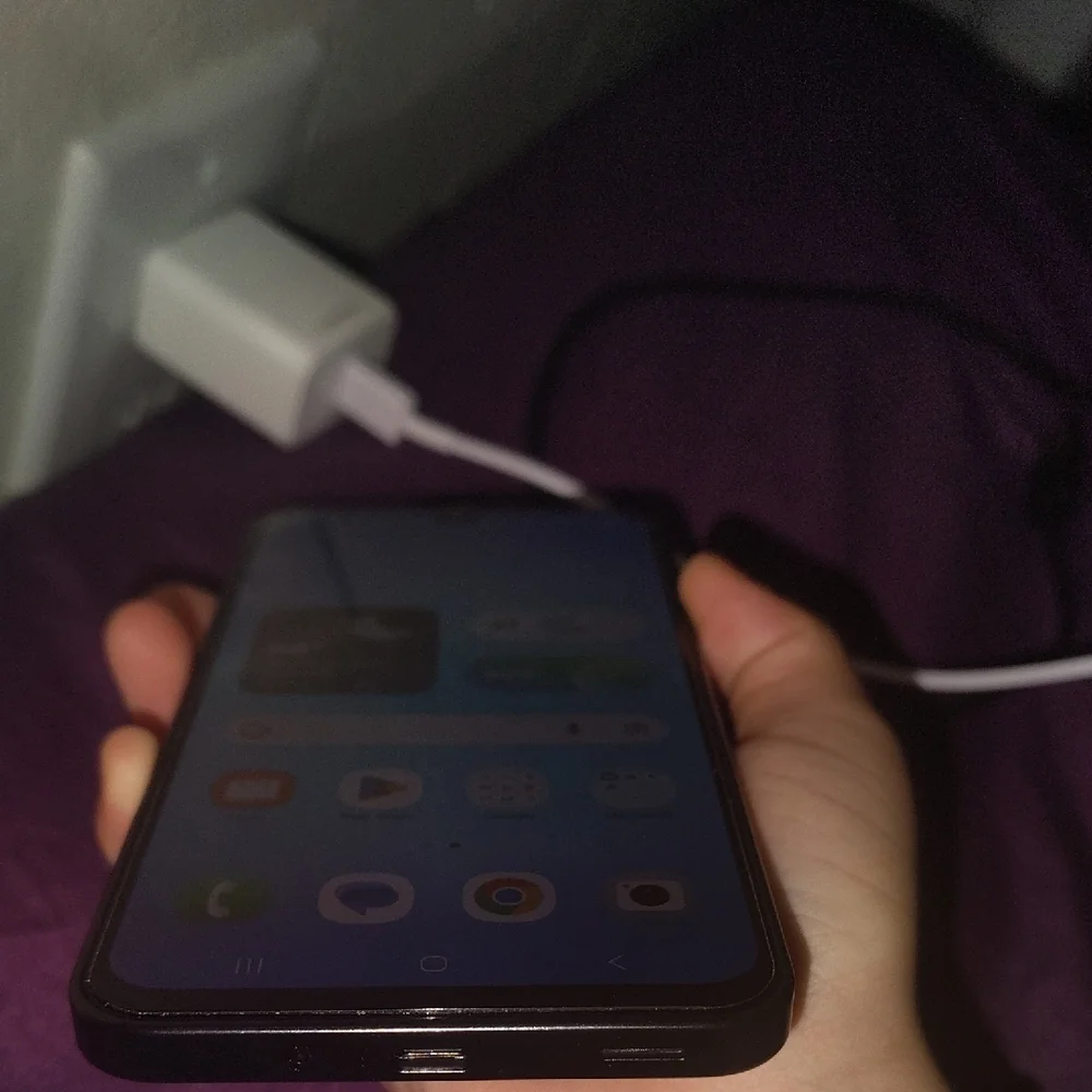 Samsung Smartphone with Transparent Case